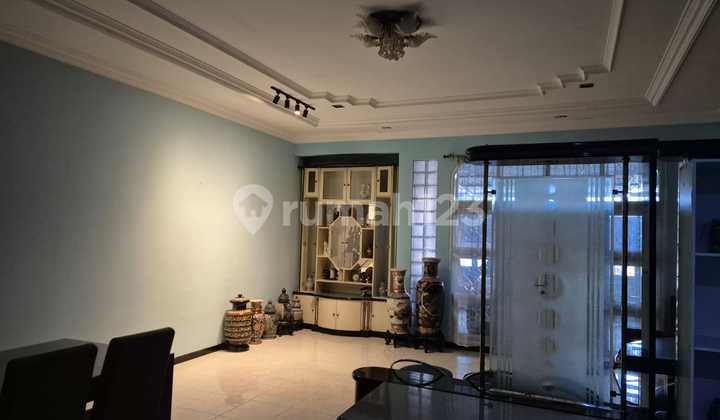 For Sale House in Sumbersari Complex Bandung