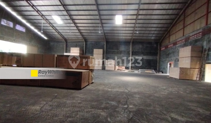Good Ready-to-Use Warehouse On Mainroad Mundu Kalijaga Cirebon