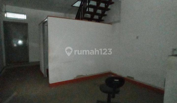 Disewakan Ruko 2 Lantai di Area Pertokoan Pekalipan Cirebon 2