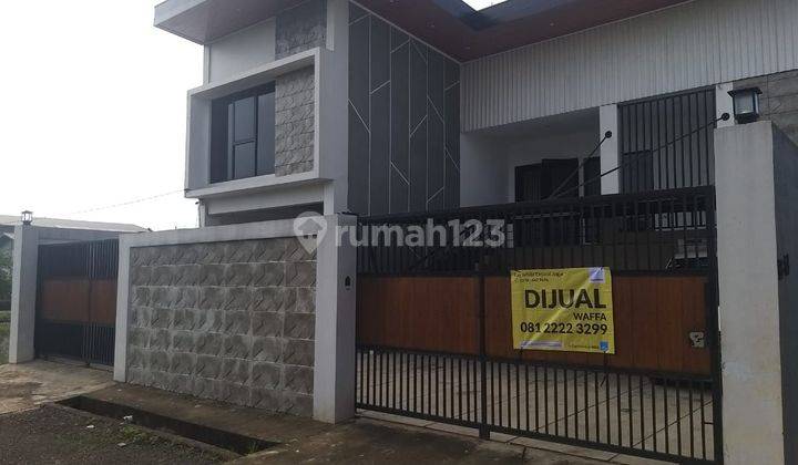 Rumah 2 Lantai Bagus Unfurnished Hak Milik di Cisaranten, Bandung 2