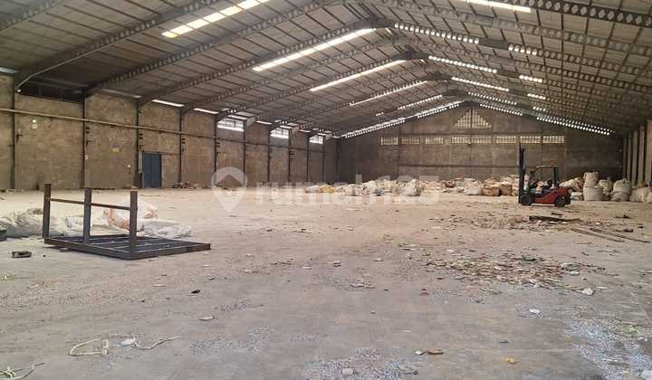 For Sale Warehouse with Existing Mess and Office in Subang Industrial Zone
