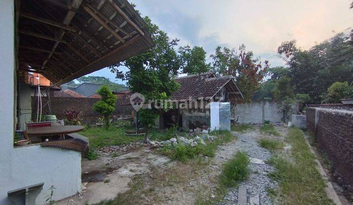 Rumah Dan Tempat Usaha di Leuwimunding, Majalengka 2