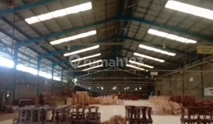 For Sale and Rent: Factory Warehouse in the Area Near Cirebon City