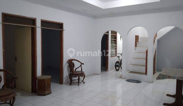 Rumah 2 Lantai Bagus Unfurnished SHM di Taman Kalijaga, Cirebon 2