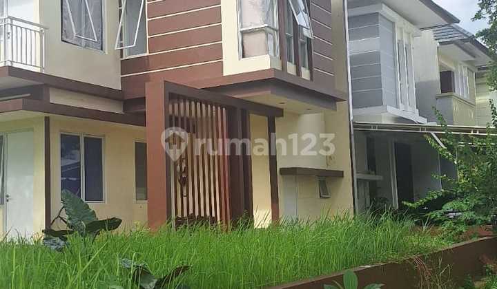 Rumah Hoek Hitung Tanah Gratis Rumahnya di Komplek Premium Cinere One Residence 2