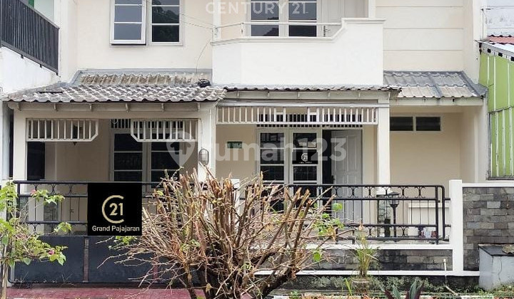 Ready-to-Live Home Near City Center In Baranangsiang Indah Bogor Ready-to-Live Home Near City Center In Baranangsiang Indah Bogor