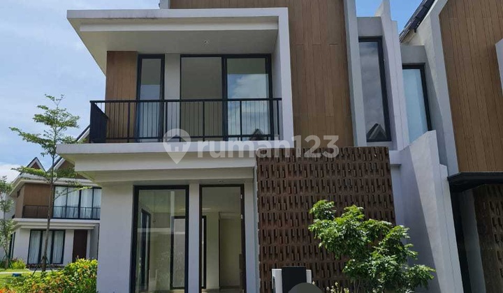 For Rent: 2-Storey Corner House (Unfurnished) in Summarecon Bogor Near Toll Gate Access