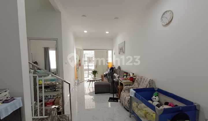 Dijual Rumah Bagus 3Lantai di Kelapa Hibrida Kelapa Gading Jakarta Utara 2