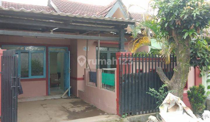 Rumah Dekat Stasiun Kereta Api Pesona Cilebut Bogor 1