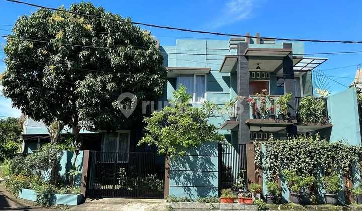 Rumah Hoek Bagus Terawat Di Taman Yasmin 