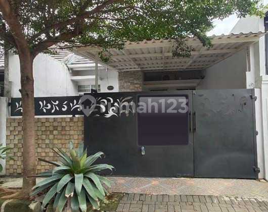 Dijual Rumah Cantik di Bukit Cimanggu City Kota Bogor Dekat Akses Jalan Tol Dijual Rumah Cantik di Bukit Cimanggu City Kota Bogor Dekat Akses Jalan Tol