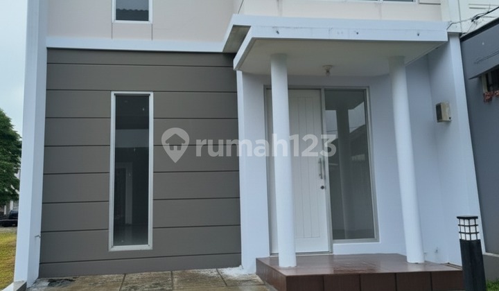 For Rent: 2-Story House Ready to Occupy in Napoli Village, Sector 7B Gading Serpong For Rent: 2-Story House Ready to Occupy in Napoli Village, Sector 7B Gading Serpong