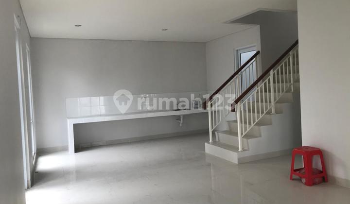 Disewakan Rumah Clluster Boston Gading Serpong 2