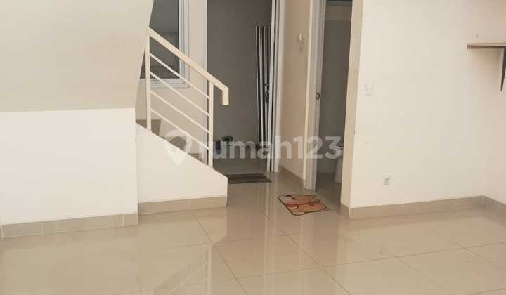 Disewakan Ruko Pisa Grande 2 lantai Blok K Gading Serpong