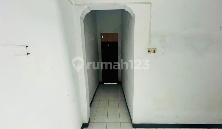 Rumah Siap Huni di Komplek Pengayoman Dekat Akses Jalan Utama