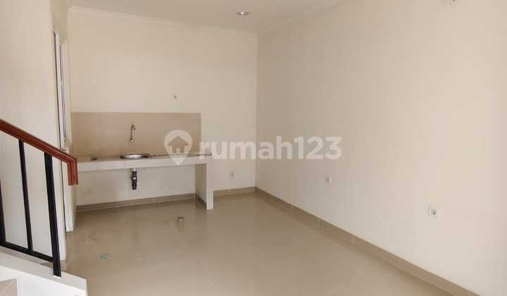 Disewakan Rumah 2 Lantai Rapi Siap Huni Cluster Tesla Gading Serpong 2