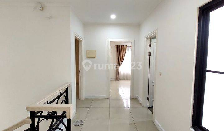 foto lainnya rumah 2 lantai di clauster