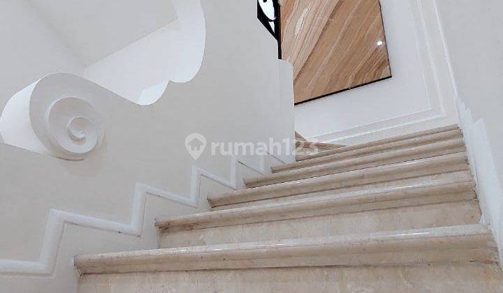 foto lainnya rumah 2 lantai di clauster