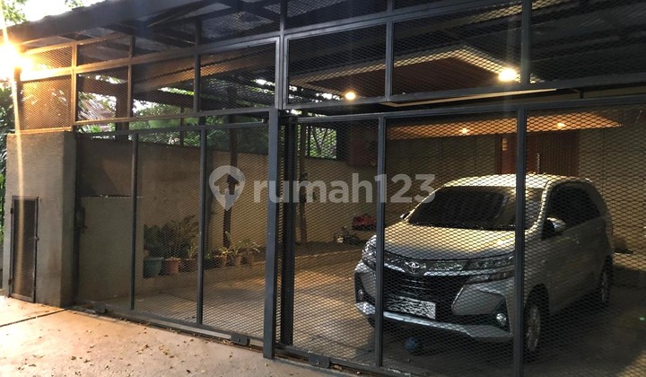DIJUAL RUMAH MODERN BERGAYA INDUSTRIAL DI AREA TEBET MENTENG DALAM DIJUAL RUMAH MODERN BERGAYA INDUSTRIAL DI AREA TEBET MENTENG DALAM