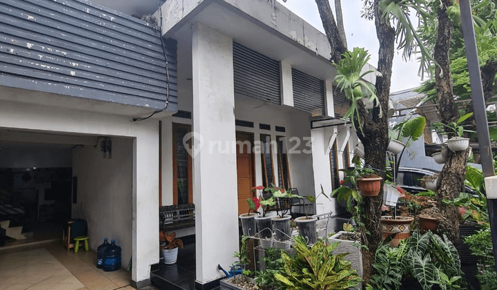 Rumah 2 Lantai Bagus untuk kosan di Kebayoran Baru, Jakarta Selatan 2