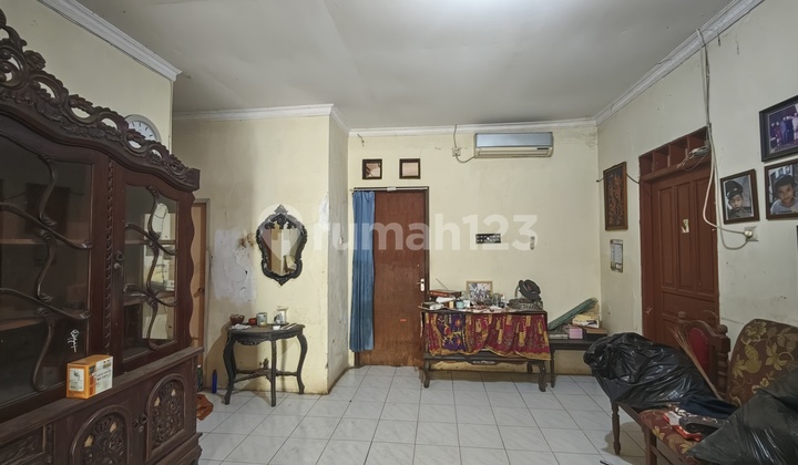 Palapa House, Pasar Minggu, South Jakarta, land calculation with building bonus, area 250 meters. 2