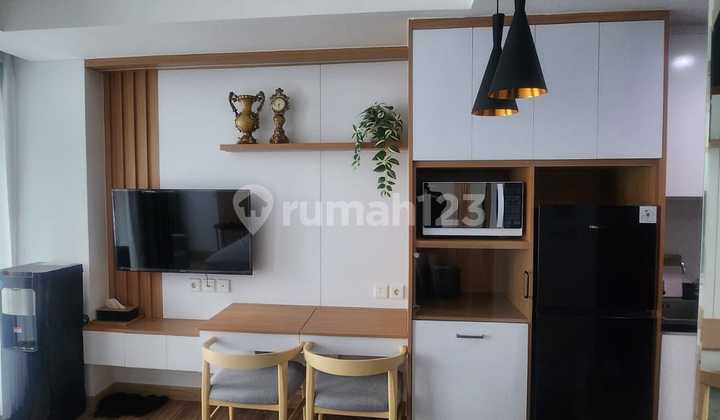 Southgate Residence studio apartment ready to occupy near UI Depok campus. 2