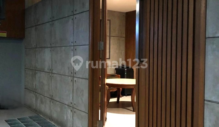 DIJUAL RUMAH MODERN BERGAYA INDUSTRIAL DI AREA TEBET MENTENG DALAM 2