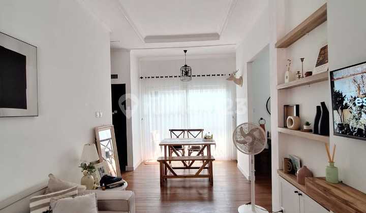 Pinterest-style ready-to-occupy Jagakarsa house in Cipedak with a farmhouse concept