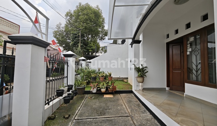 Ready-to-occupy house on Palapa Street, Pasar Minggu, South Jakarta. 1