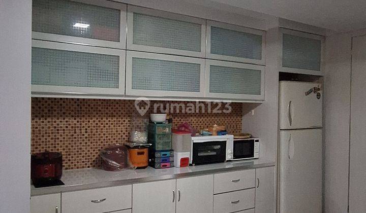 rumah full furnished di jelambar selatan 1