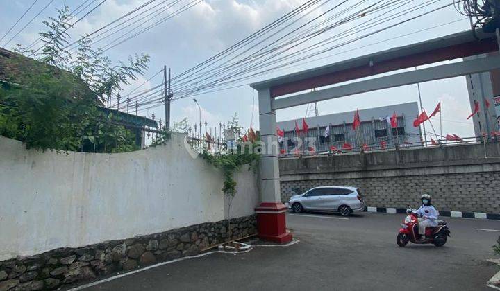 Tanah strategis pinggir jalan raya dekat dengan hotel dan bank 2