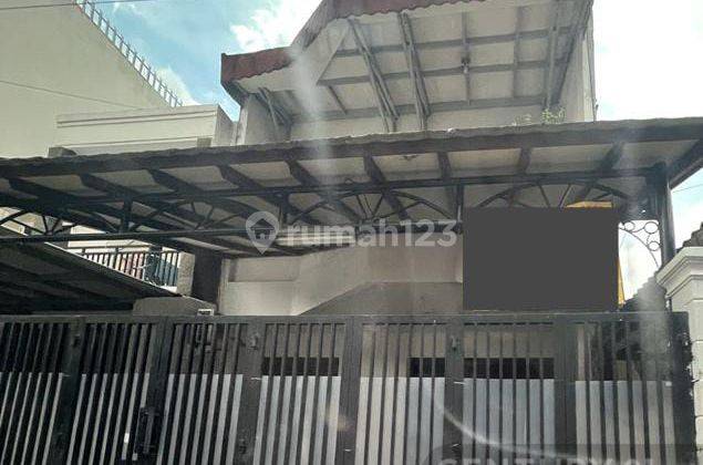 Rumah 2 Lantai Lokasi Strategis Dekat Pondok Indah Mall 1