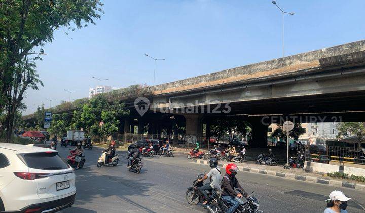 Ruko 3 Lantai Area Komersil Dan Ramai Di Jakarta Barat 2