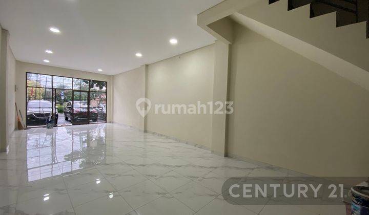 Ruko Luxurious 3 Lantai Ada Rooftop Di Kawasan Komersil Pejaten 2