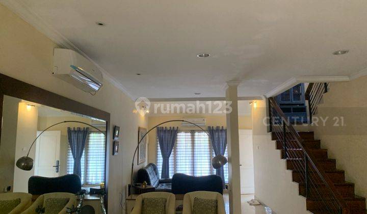 Rumah 2 Lantai Furnished Di Area Pondok Indah 1