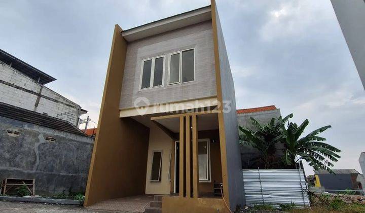 Rumah 2 Lantai Baru SHM di Jl. Bumi Tengger, Surabaya 2