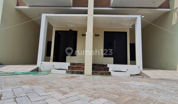 Rumah Minimalis di Lontar Surabaya 1