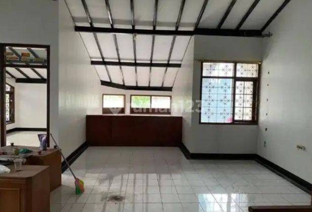 Rumah Luas 2 Lantai Disewakan Di Sariwangi Bandung Barat 2