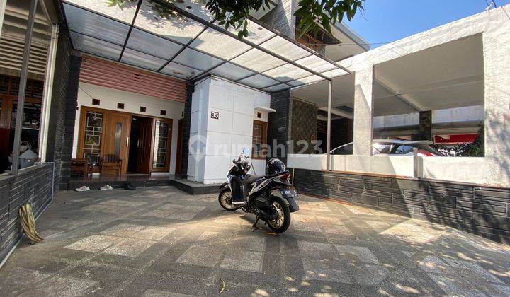 Buruan Rumah Mewah Surapati 2 Lantai Dijual ,,lokasi Strategis Harga Terbai 2