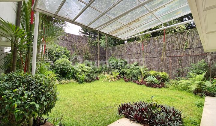 Disewa rumah mewah area luas siap huni di setia budi harga terabaik sewa Min.2 thn 1