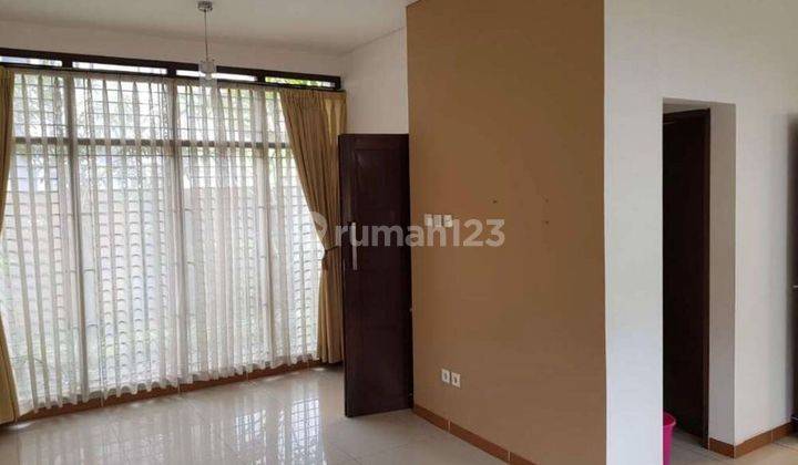 di Sewa Rumah Siap Pakai Lokasi Strategis Lingkungan Nyaman Harga Murah 2