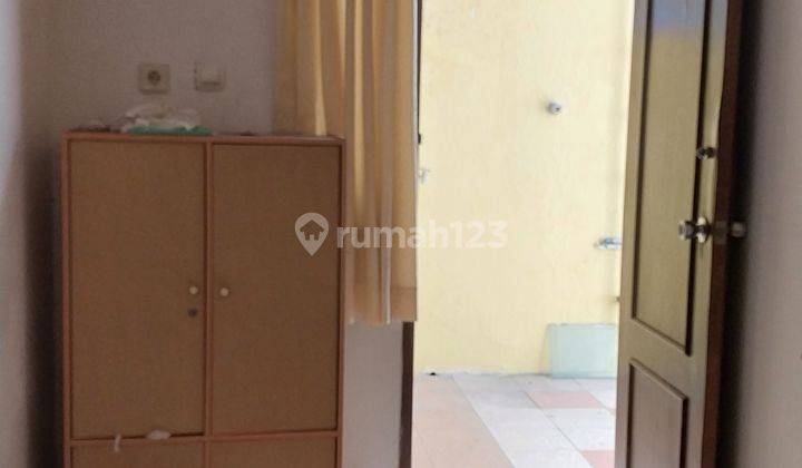 Disewa rumah 2 lantai siap huni lokasi strategis dna nyaman harga Murah 2