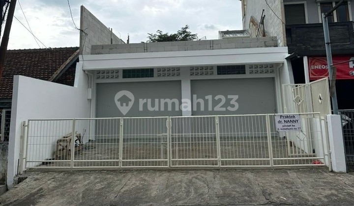 For rent Commercial space in Cikutra, strategic location, best price.
