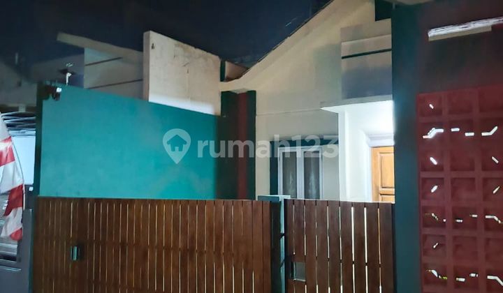 Disewakan Rumah Siap Huni Cihanjuang Lokasi Strategis Dan Nyaman 2