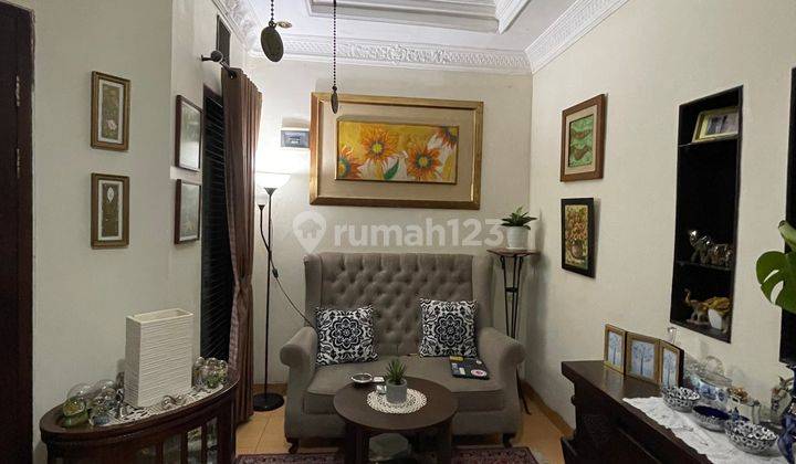 Rumah Cantik Di Graha Raya Tangerang Selatan Bagus Semi Furnished 2