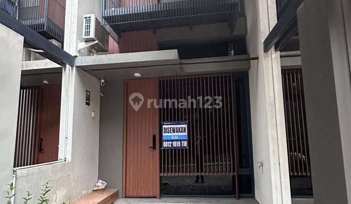 Disewakan Fleekhauz, Furnished, Bagus, Rapih 1