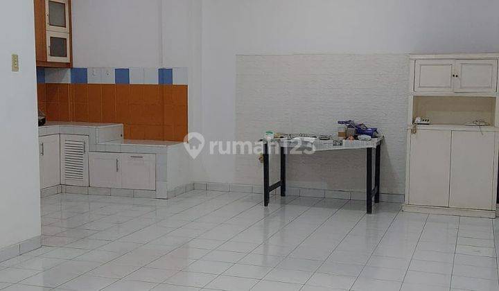 Disewa rumah Regency Villa Melati Mas Serpong 2