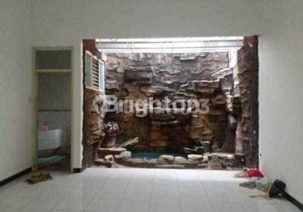 Find a Ready-to-Live Permata Semeru House in South Semarang 2