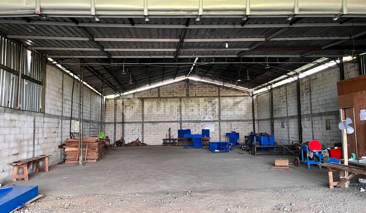 Ready-to-Live Warehouse Area Ketapang Kendal Semarang