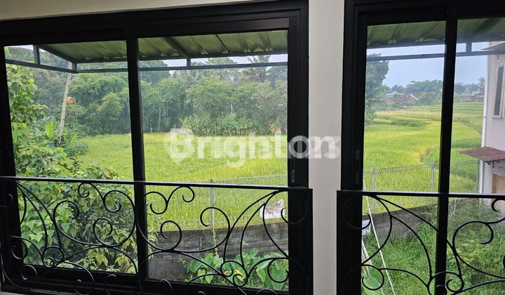 RUMAH 2 LANTAI SIAP HUNI SALATIGA SEMARANG